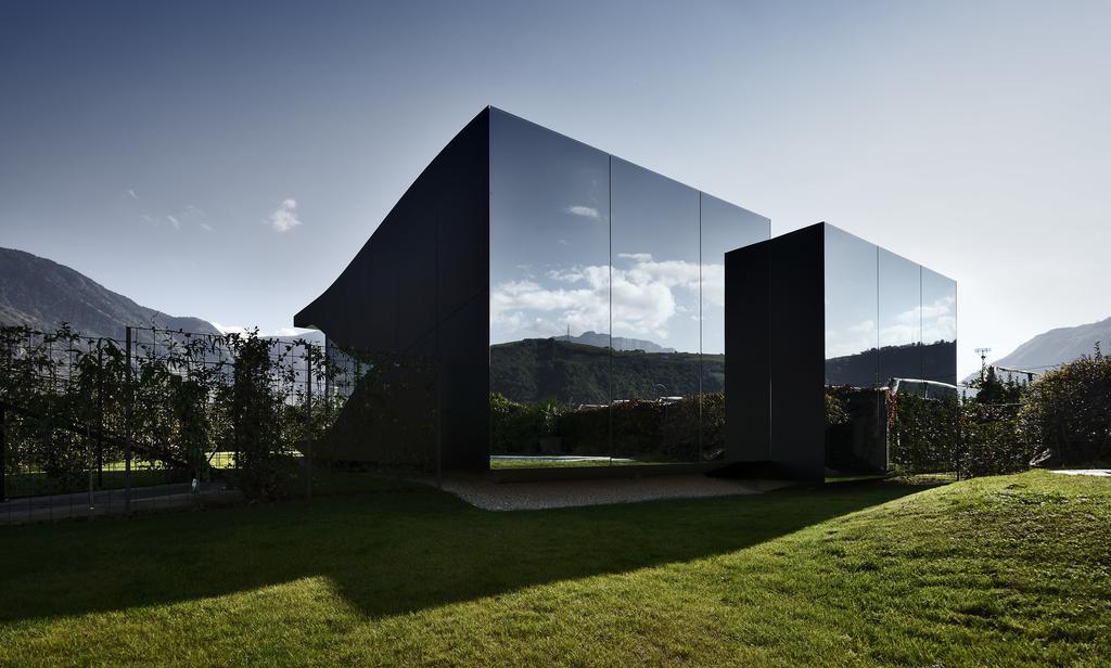 Mirror Houses Bolzano Eksteriør billede